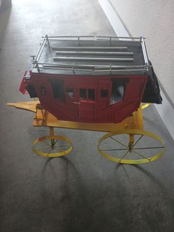 Home made stagecoach. Decor