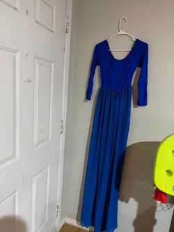 maternity off shoulder gown for photography