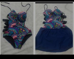 Swimsuit Size MEDIUM and skirt cover up size med