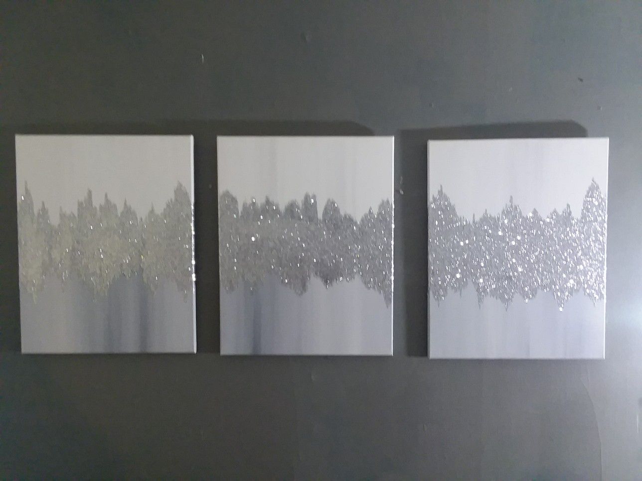 Silver white and gray 3pc home decor