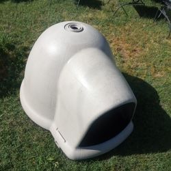 Igloo  Doghouse 