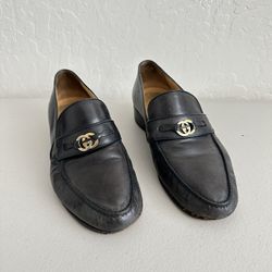 Gucci Black Leather Loafers with Gold Hardware