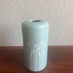 Ceramic Bud Vase/Air Plant Holder