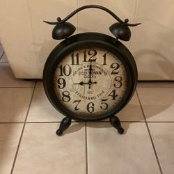 24 Inch Old Time Wall Clock