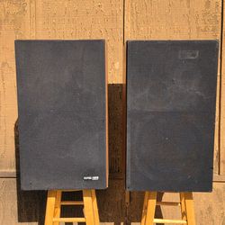 Pair of vintage Pioneer HPM-100 home speakers