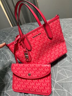 Michael Kors purse