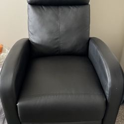 Single Recliner- Leather (manual)