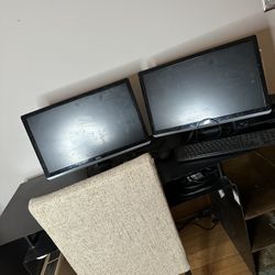 🚨 URGENT SALE – Desk, Chair & 2 Monitors – Home Office Setup – Meetup or Delivery