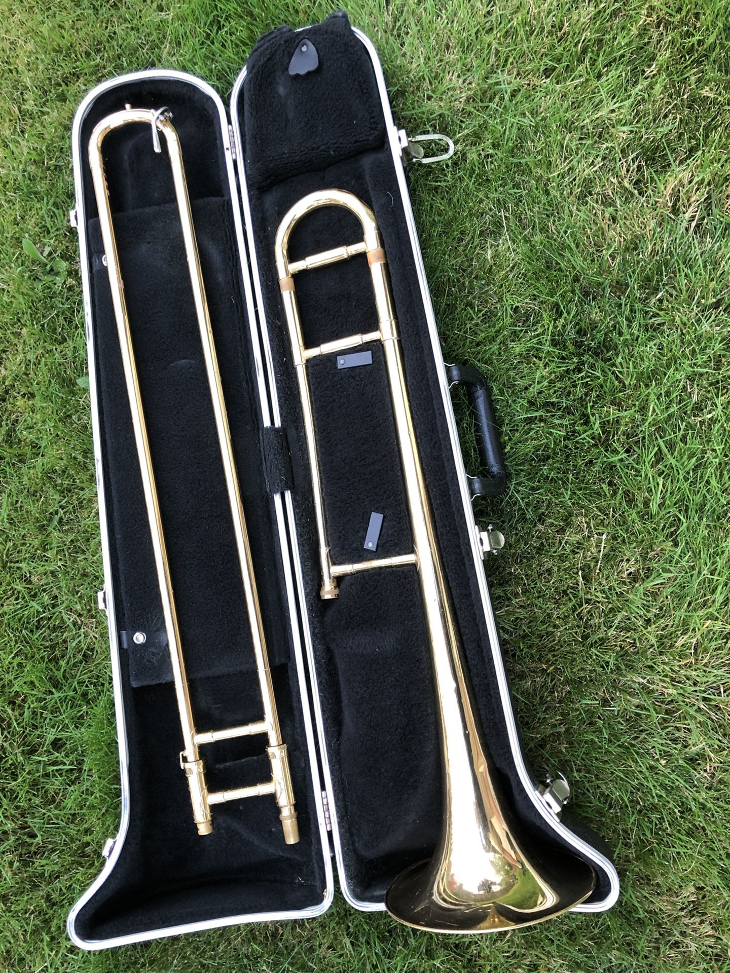 HOLTON USA Trombone Student model TR602 for Sale in Bothell, WA OfferUp