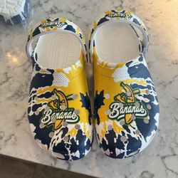 Savanna Banana Crocs