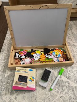 Kids Wooden Magnetic Drawing Board with Farm Pieces