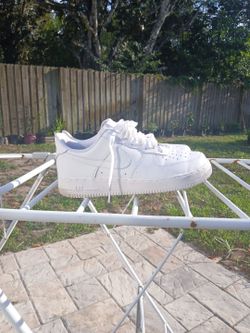 Clean Air Force One's!!! Size 9.5