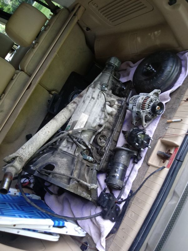 2000 Jeep Cherokee xj Distributor alternator starter tranny torque