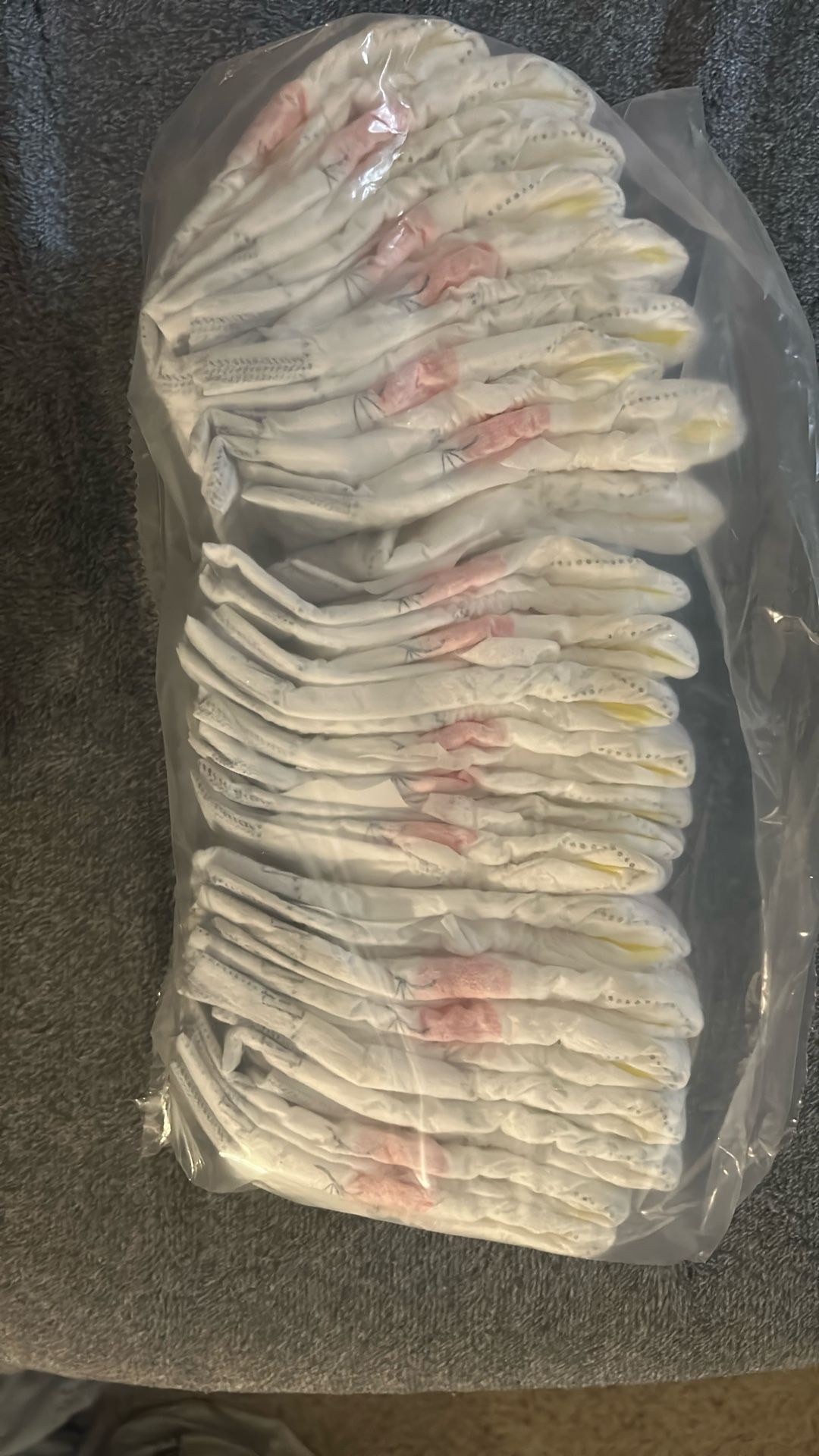 Newborn Pampers 