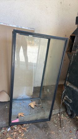 Glass tank