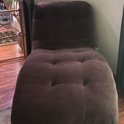 Chaise Lounger