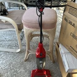 Electric Dirt Devil Vibe Quick Path Stick Vacuum