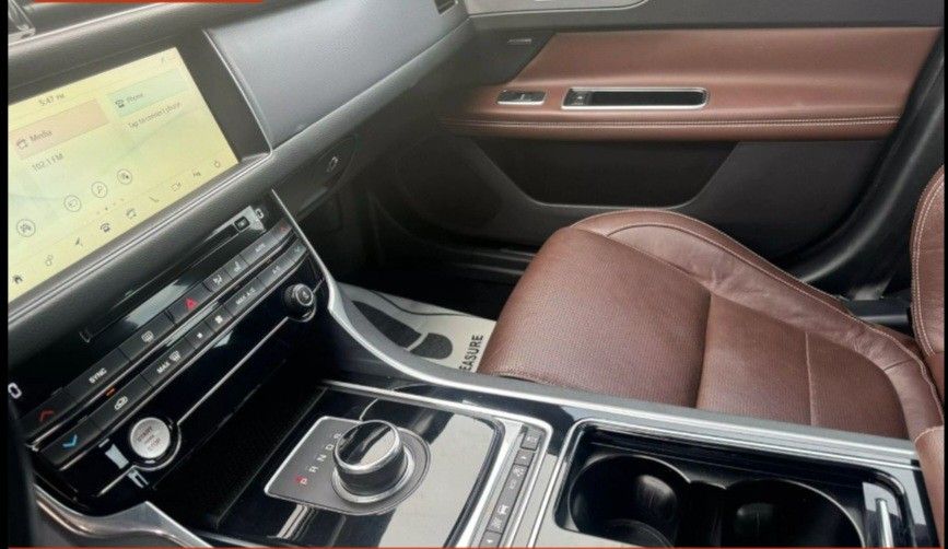 SOFT LEATHER SEATS