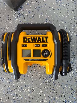 DEWALT 20-volt Li-ion Air Inflator (Power Source: Battery/Car/Electric) BRAND NEW