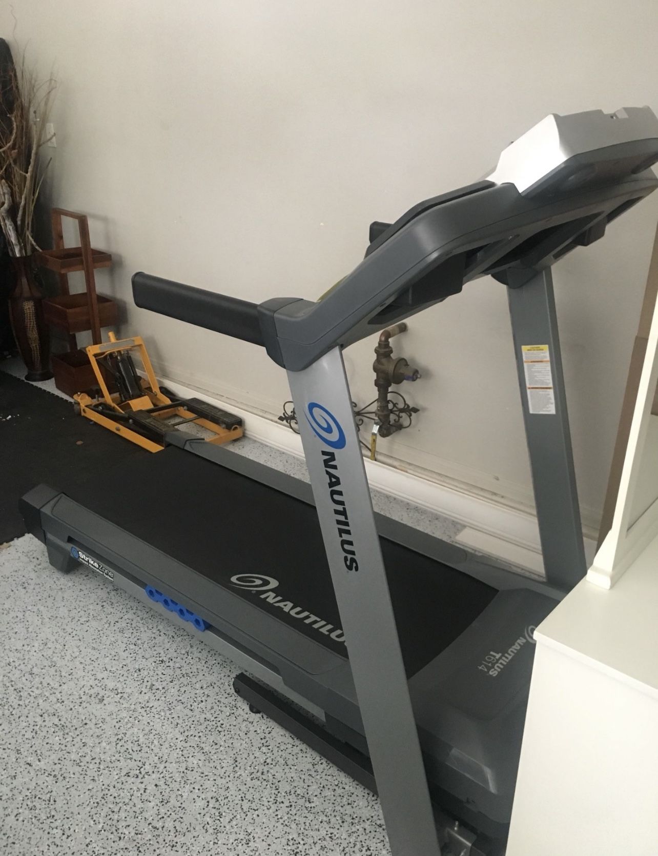 Treadmill Cardio Machine