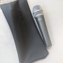 Shure Beta 57A mic