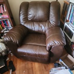 2 Brown Leather  Looking Recliners