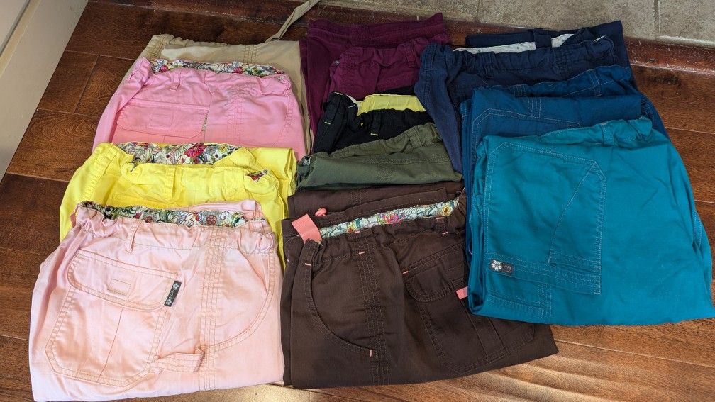 SCRUB KOI Cargo pants  "Lyndsey" Med Petite