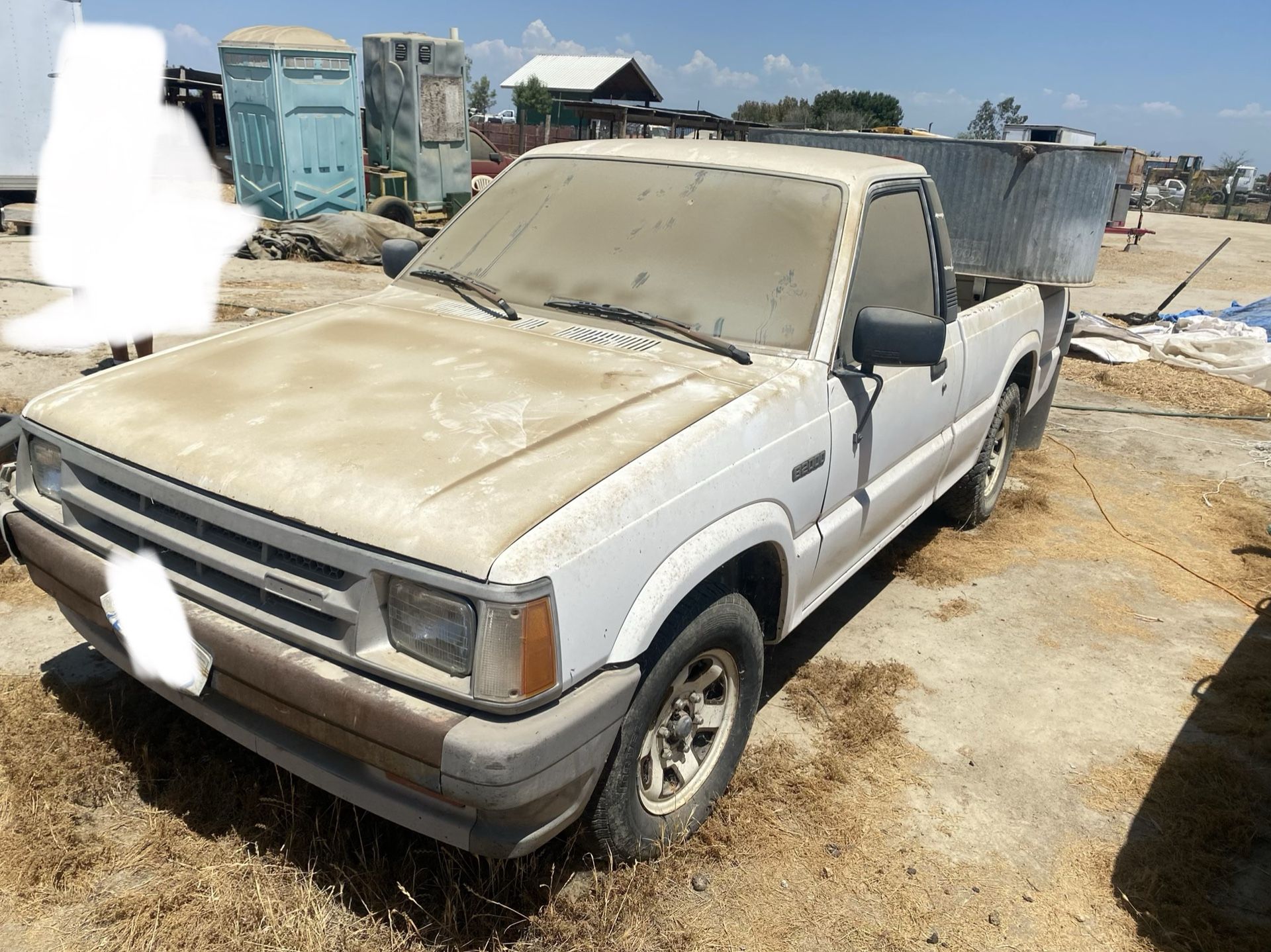 1987 Mazda b2200 PARTS ONLY!!