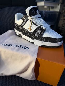 Louis Vuitton LV Trainer Sneakers Black White