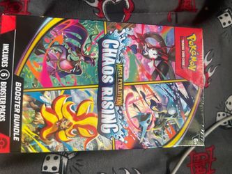 Pokémon TCG Chaos Rising Mega Evolution Booster Bundle