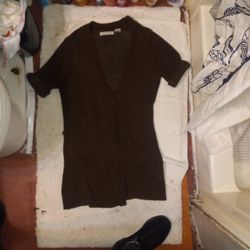 Liz Claibourne Lightweight Sweater.