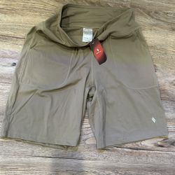 Women’s Beige Shorts