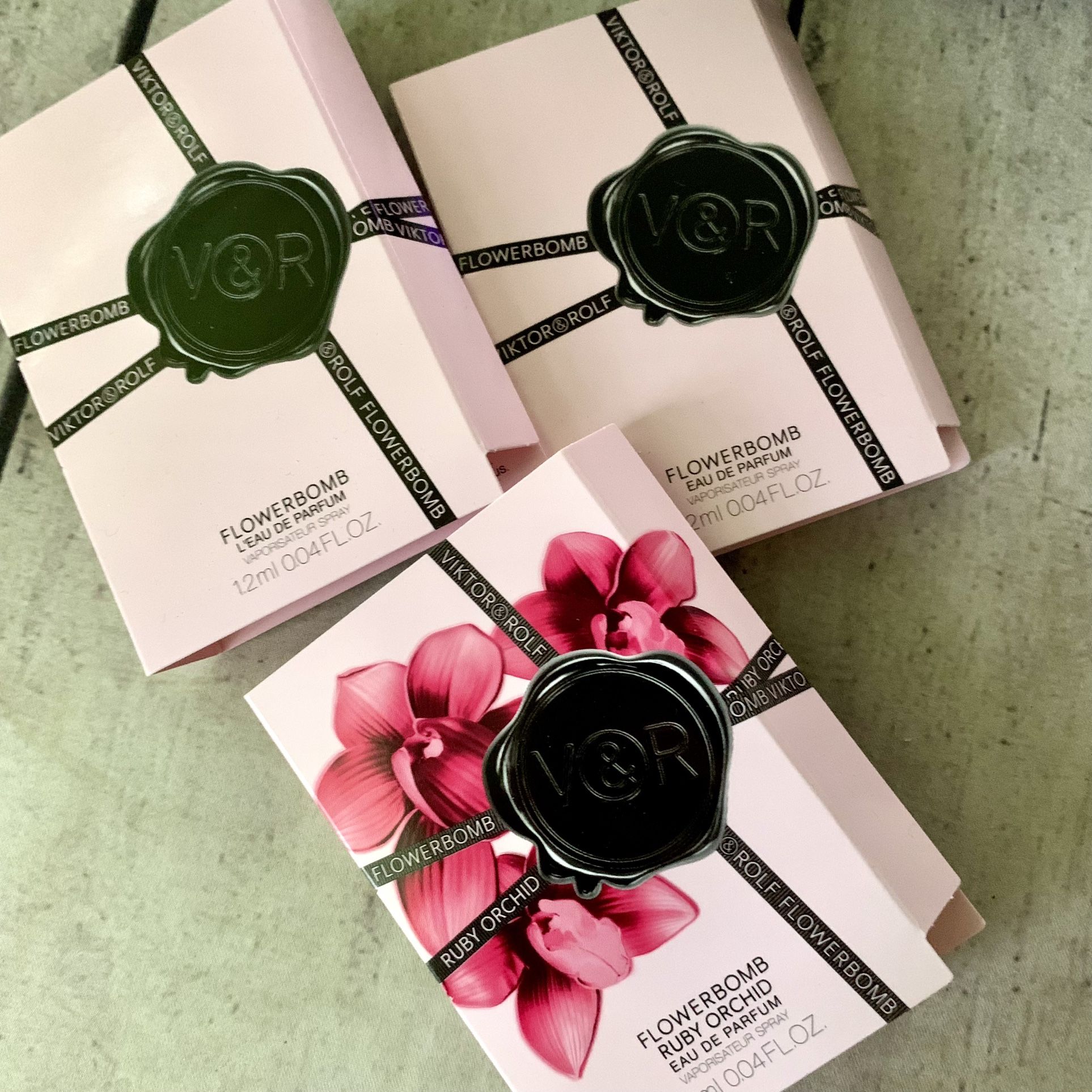 Viktor & Rolf Flowerbomb Ruby Orchid & Flower bomb Eau De Parfum Set 3 Pc.