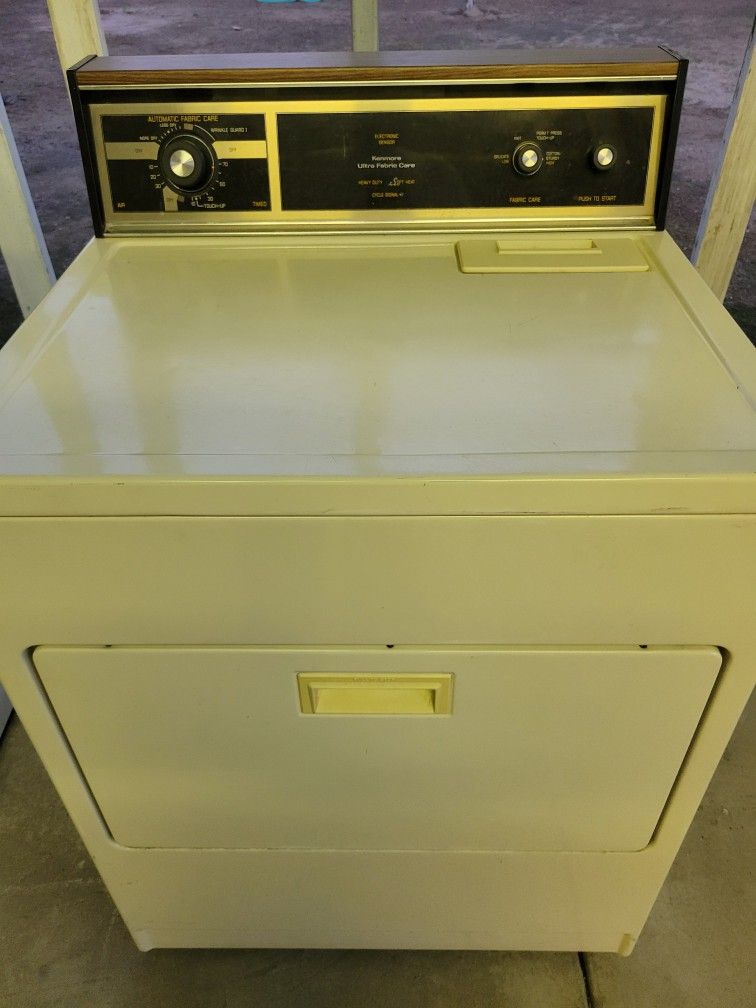 Kenmore Electric Dryer ( Free Local Delivery Available )