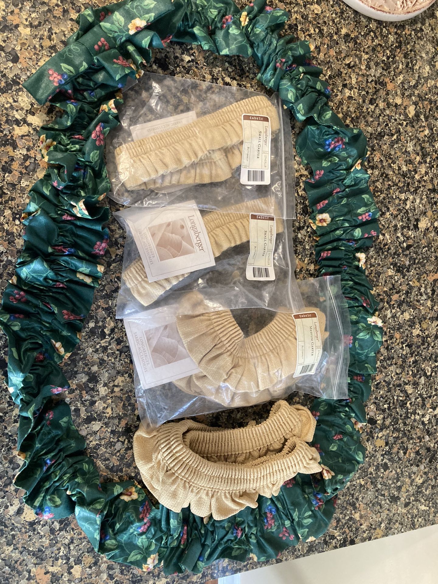 5 Longaberger Garters, $1 Each