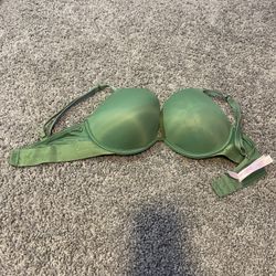 Bra P-I-N-K /VS $9 Talla 34DD
