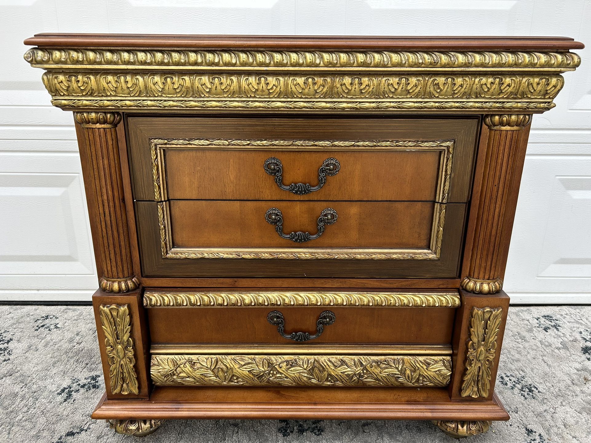 Pulaski Bellissimo Italian Provincial Ornate Nightstand/End Table/Side Table
