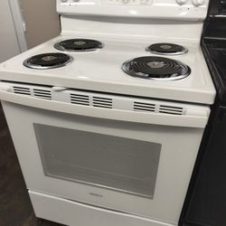 ELECTRIC STOVES YES WE FINANCE ONLY $39 DOWN  SAME DAY DELIVERY AVAILABLE HABLAMOS ESPAÑOL 