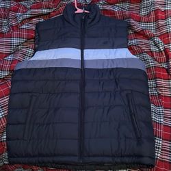 New Balance Men’s Puffer Vest Size M