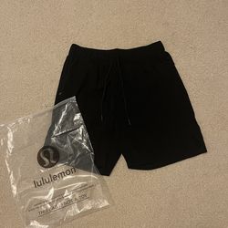 Men’s Lululemon Athletic shorts