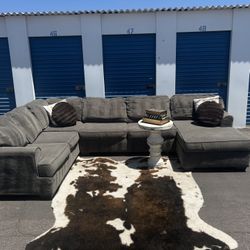 Gray Ashley 3 Piece Sectional Couch