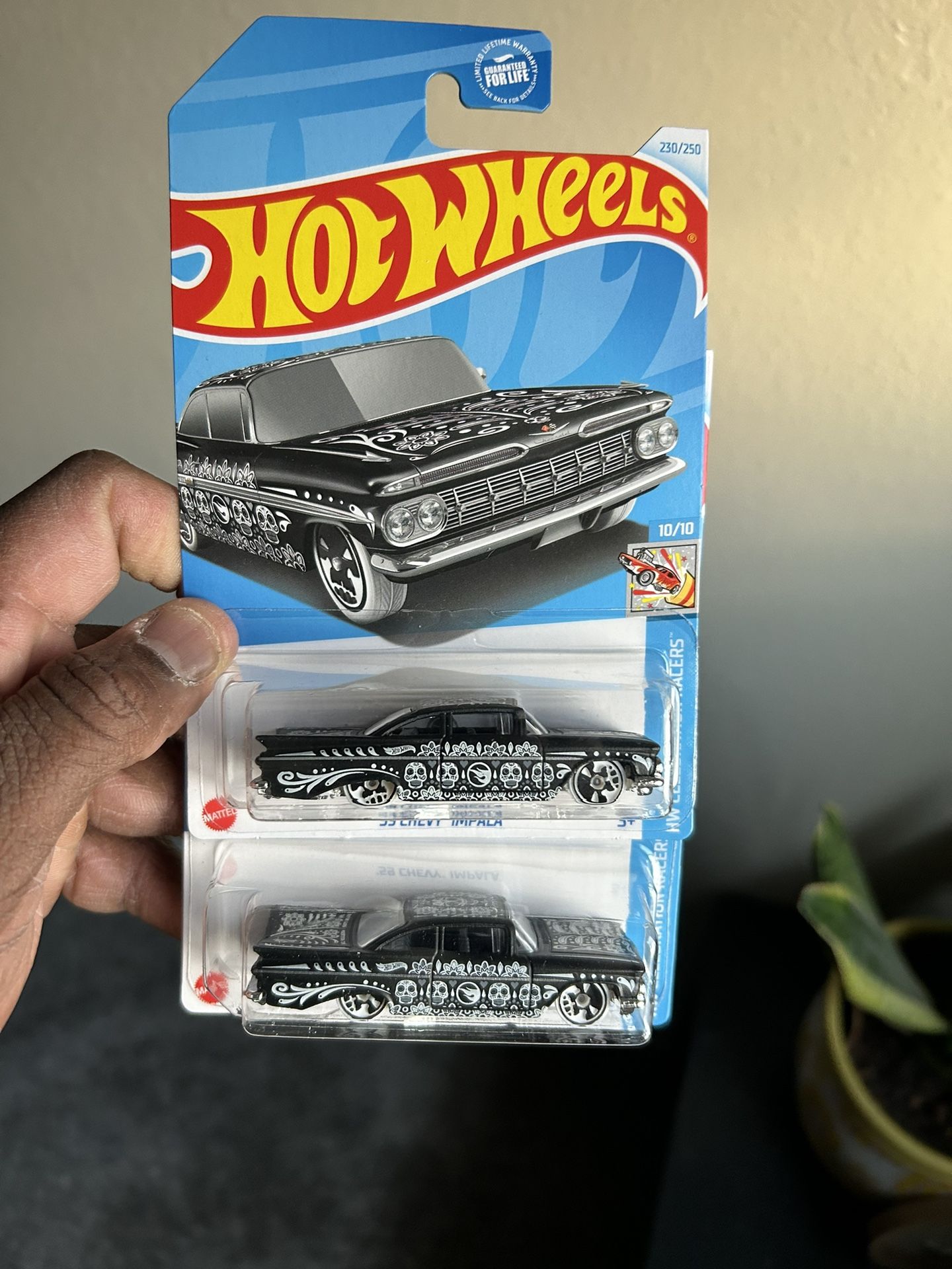 Hot Wheels Treasure Hunt
