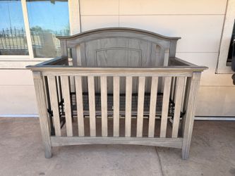 Baby crib