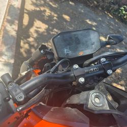 22 Ktm 890 Duke Parts
