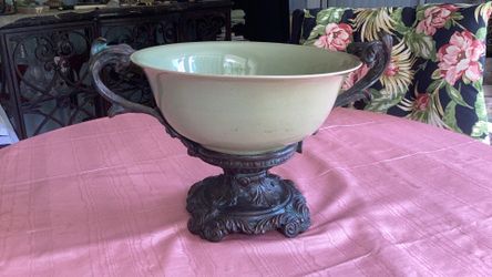 Centerpiece