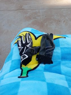 Small Boys Baseball Gloves