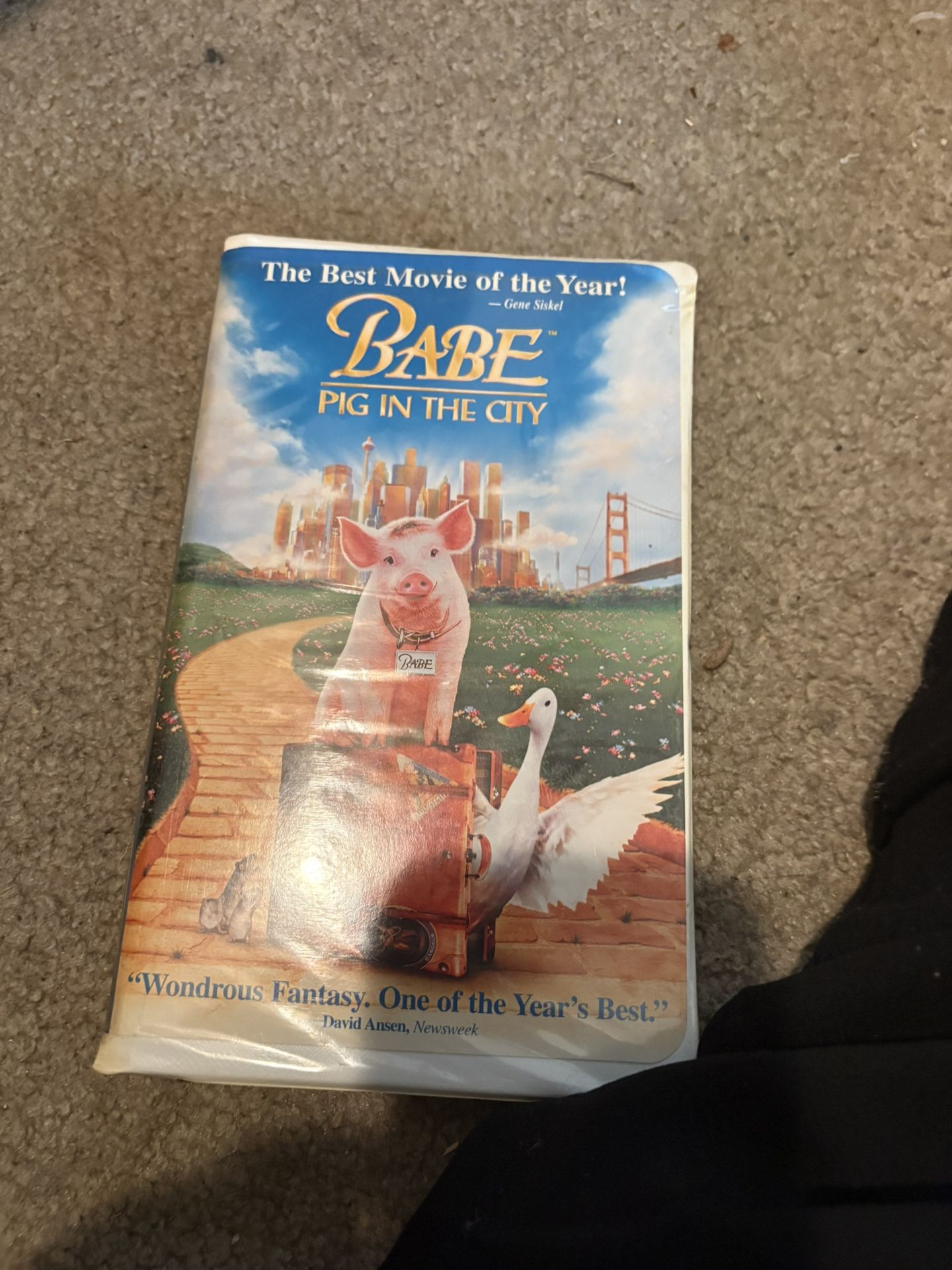 Babe Pig In The City VHS
