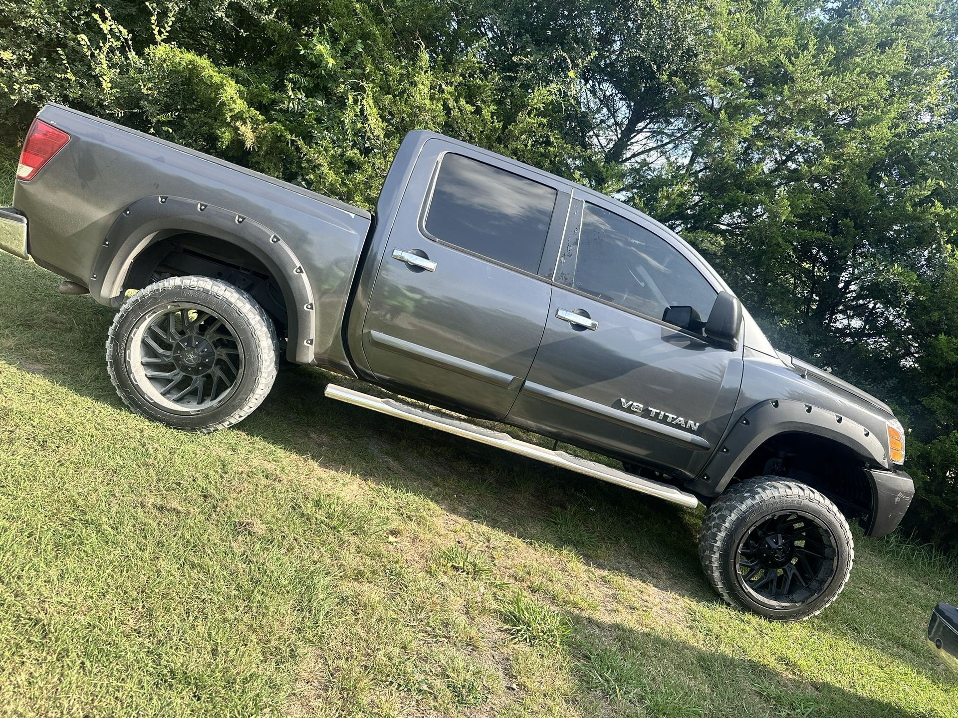 Nissan Titan