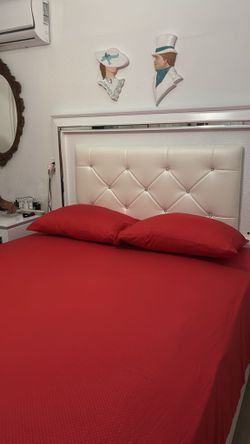 Bed Queen