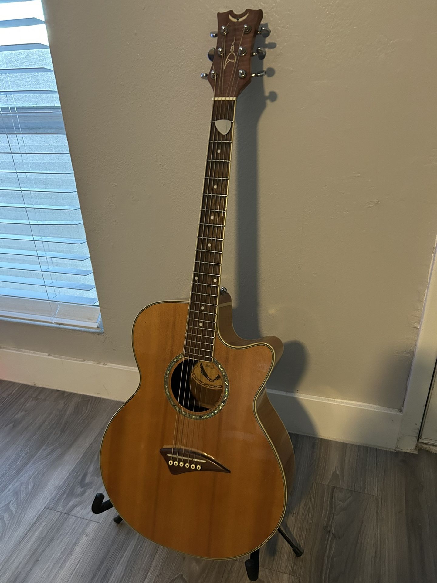 Dean Acoustic Guitar